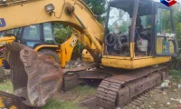 Komatsu PC130 Excavator